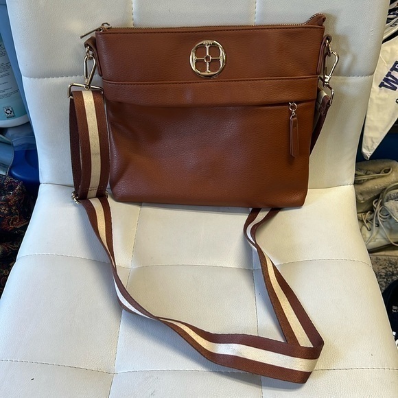 IMAN shoulder bag - Picture 1 of 5
